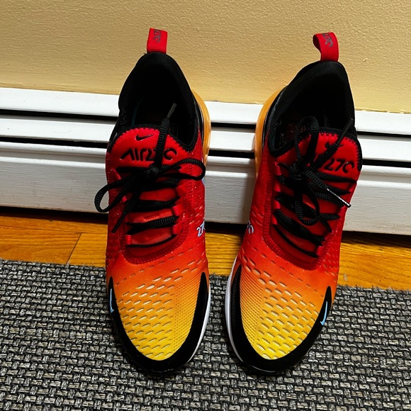 AUTHENTIC NIKE AIR MAX 270 SNEAKERS - Picture 13 of 15